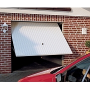 Kipujuća garažna vrata<br>"Berry Pearl"